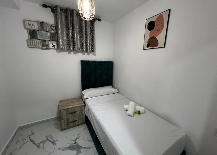 Evans Realty Cf Centrico Y Moderno * Fuengirola