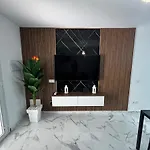 Evans Realty Cf Centrico Y Moderno Fuengirola